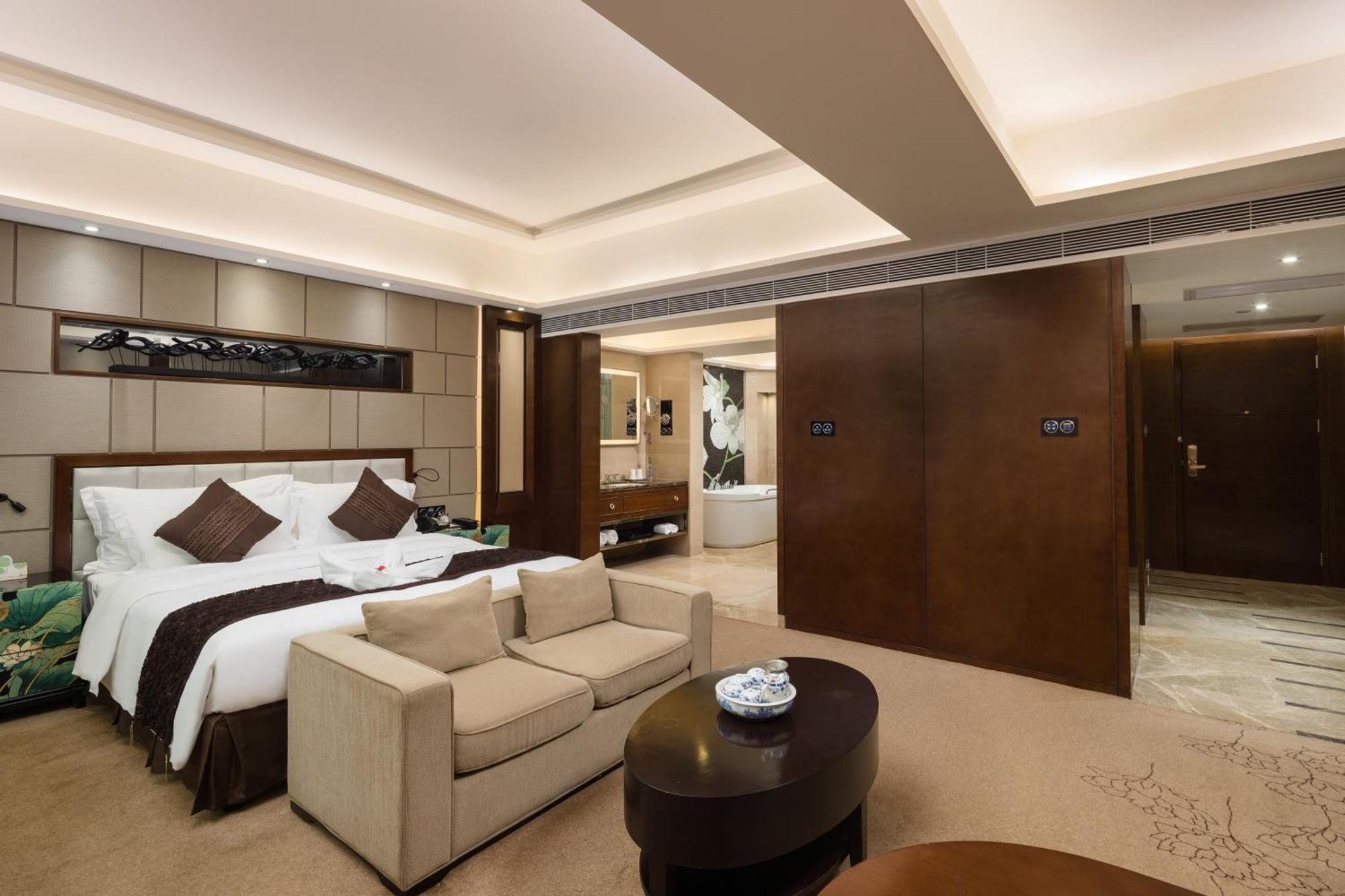 Maoming International Hotel Buitenkant foto
